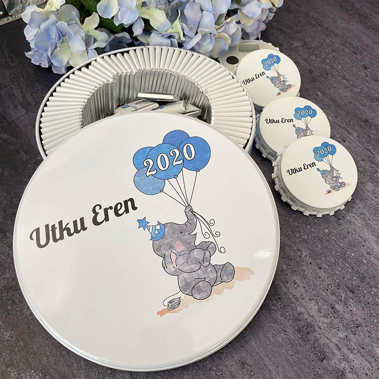 ikili setler  yuvarlak metal kutuda cikolata amp yuvarlak acacak fil balon